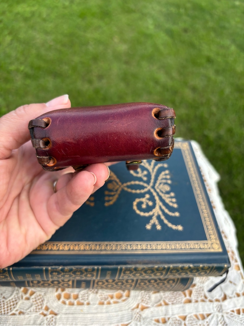 Tooled Leather Flip Phone Case Belt Holster - Picture 5 of 8